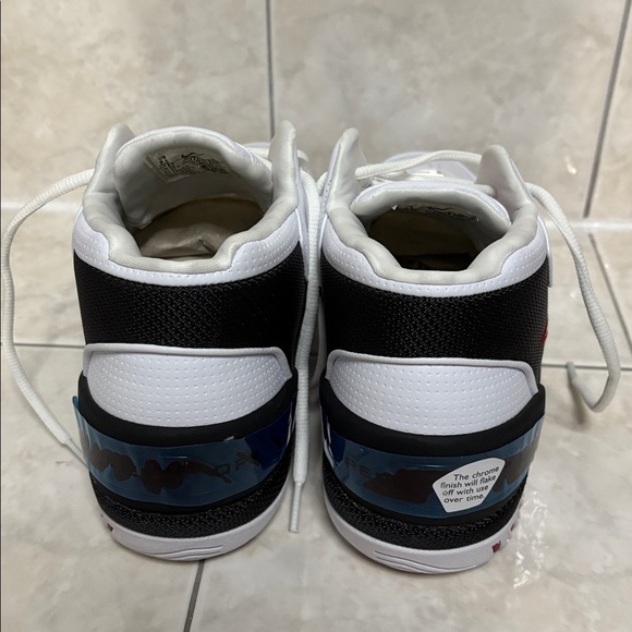 Brand New with box Air Zoom Generation LeBron mens size 9.5 and women’s size 11 - Picture 14 of 17